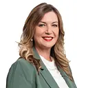 Hon Jo Luxton