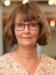 Adrienne Staples